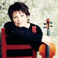Book Eileen Ivers