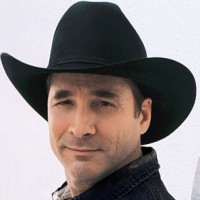 Book Clint Black