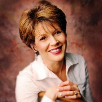 Book Jennifer Rothschild