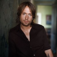 Book Keith Urban