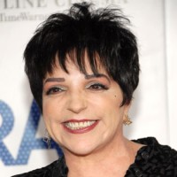 Book Liza Minnelli