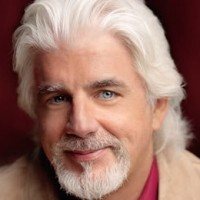 Book Michael McDonald