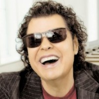 Book Ronnie Milsap