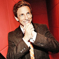 Book Seth Meyers