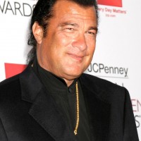 Book Steven Seagal