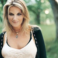 Book Trisha Yearwood
