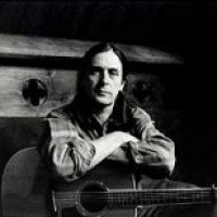 Book Dougie MacLean