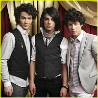 Book Jonas Brothers