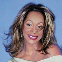Book Regina Belle